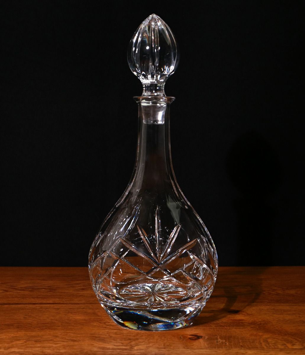 Panel Style Crystal Wine Decanter, Engraved and in a Gift Box – Royal ...